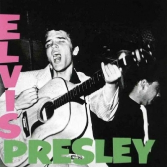 Całą okładkę wypełnia czarno-biała fotografia Elvisa Presleya. Młody piosenkarz widoczny jest od pasa w górę, ubrany w ciemną koszulę i jasną marynarkę. Jest w trakcie koncertu. Śpiewa i akompaniuje sobie na jasnej gitarze akustycznej. Presley pochłonięty jest występem. Zdjęcie wykonano, kiedy śpiewając szeroko otworzył usta, jednocześnie przymykając oczy. Postać piosenkarza wypełnia niemal cały kadr. Na drugim planie, z prawej strony, widoczny jest zarys postaci innego muzyka.